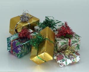 6 Luxury Miniature Dollhouse Christmas Presents